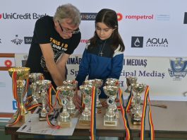 VIDEO | Antrenorul CSM Mediaș, Emil Deliman, despre QuChess Festival 2026: jucători, emoții și lecțiile competiției