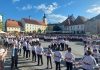 Flashmob spectaculos în centrul Sibiului