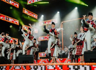 Culoare, ritm și tradiții la Festivalul „Cântecele Munților”