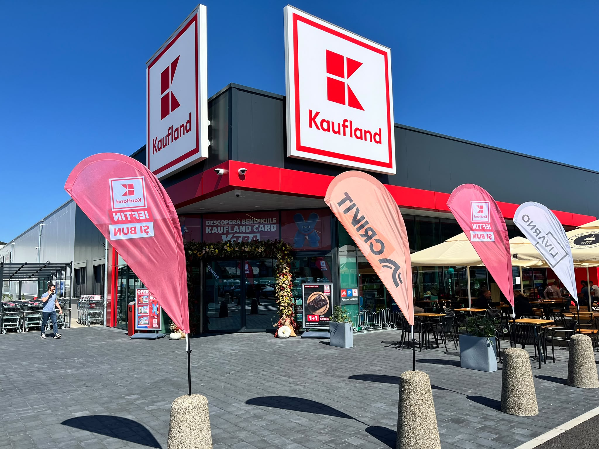 Noul Kaufland din Mediaș s-a deschis. K-Scan și 10 case Express, printre facilitățile noii locații din cartierul Automecanica